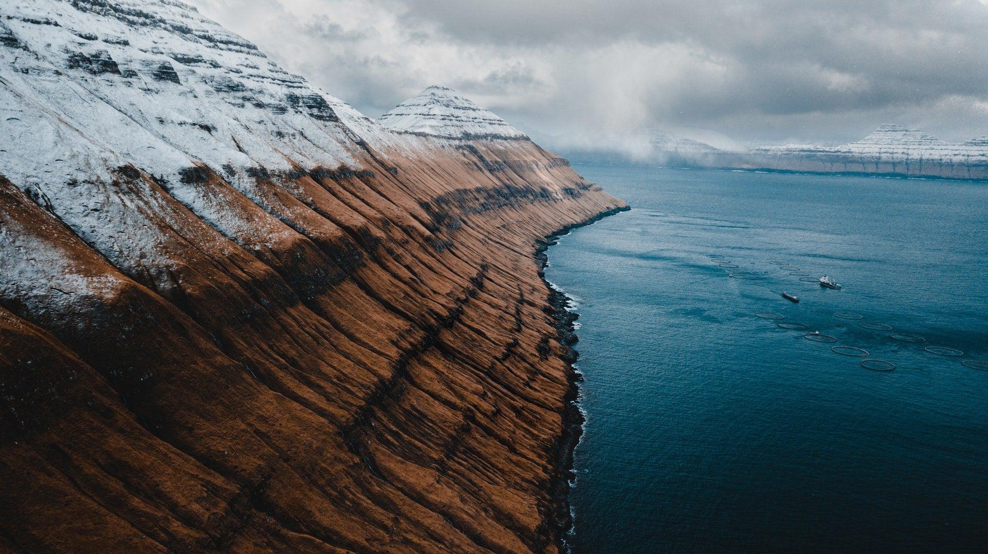 Ocean photography by Jonas Togo | Pexels