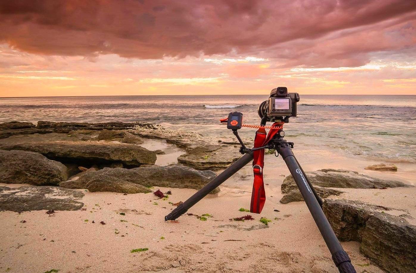 Are carbon fiber tripods worth it - Hero image | ProMediagear